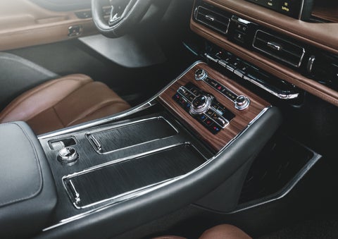 The front center console of a 2024 Lincoln Aviator® SUV is shown | Performance Lincoln Bountiful in Bountiful UT