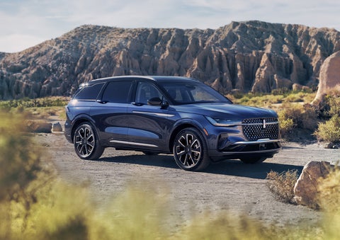 A 2024 Lincoln Nautilus® SUV is parked in a desert national park. | Performance Lincoln Bountiful in Bountiful UT